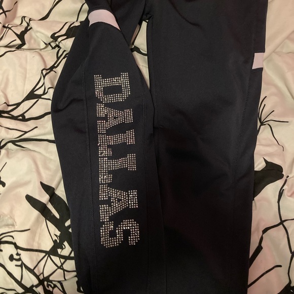 Navy Dallas leggings size large lightly worn. - Picture 2 of 2